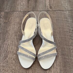 Naturalizer Metallic Silver Strappy Slingback Sandals